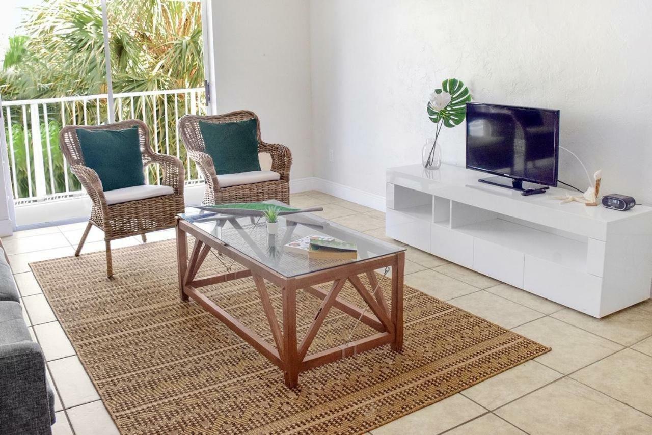 Suites At Coral Resorts Miami Bagian luar foto