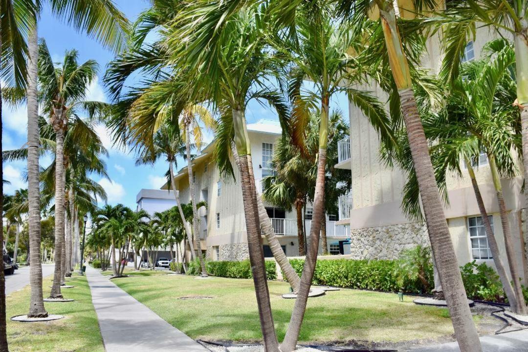 Suites At Coral Resorts Miami Bagian luar foto